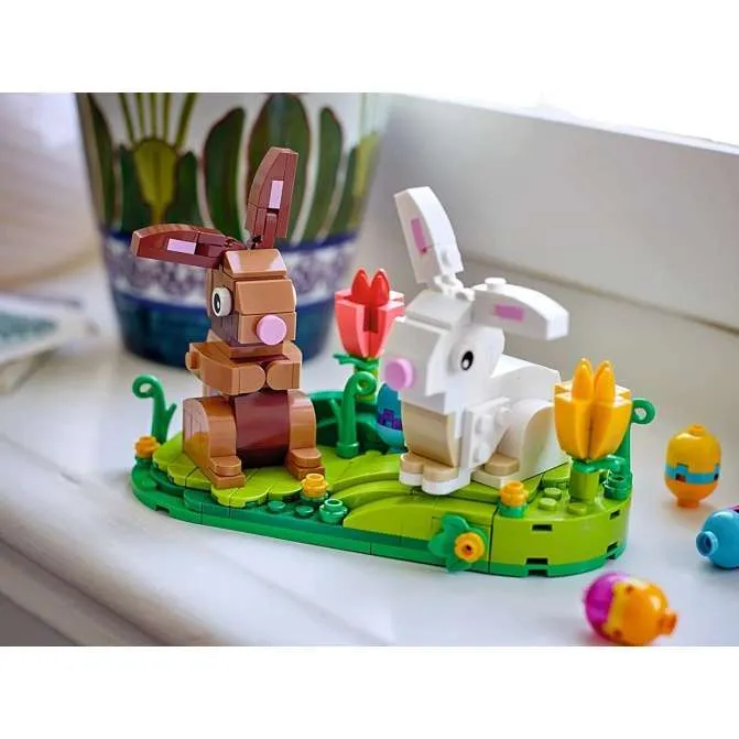Lego Easter Rabbits Display 40523 - Image 4
