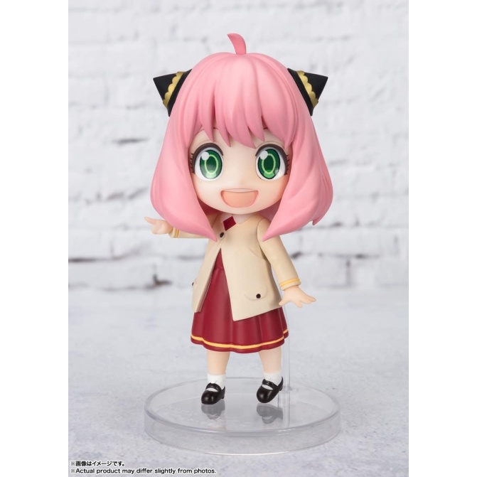 Bandai – Figuarts Mini – Spy X Family: Anya Forger -ODEKEKE OUTFIT- - Image 3